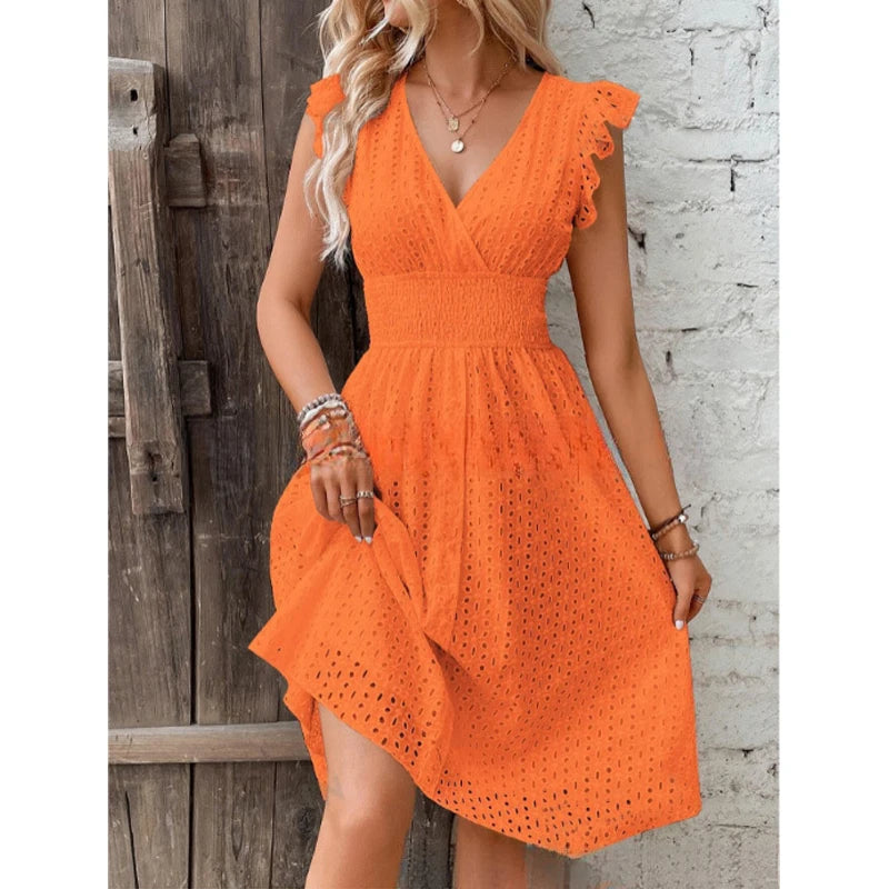 Elegant Lace V-Neck Sleeveless Summer Dress for Women – A-Line Casual Party Dress with Hollow Out Design